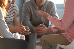 Group therapy at a Texas heroin detox program